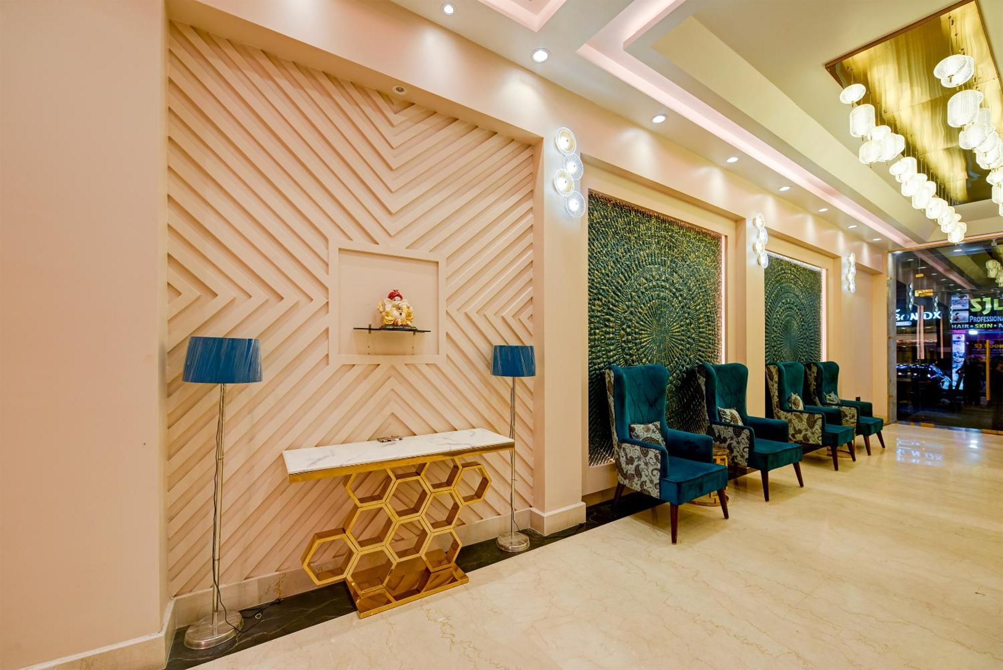 The Pearl Plaza Hotel In City Centre - Near New Delhi Railway Station Dış mekan fotoğraf