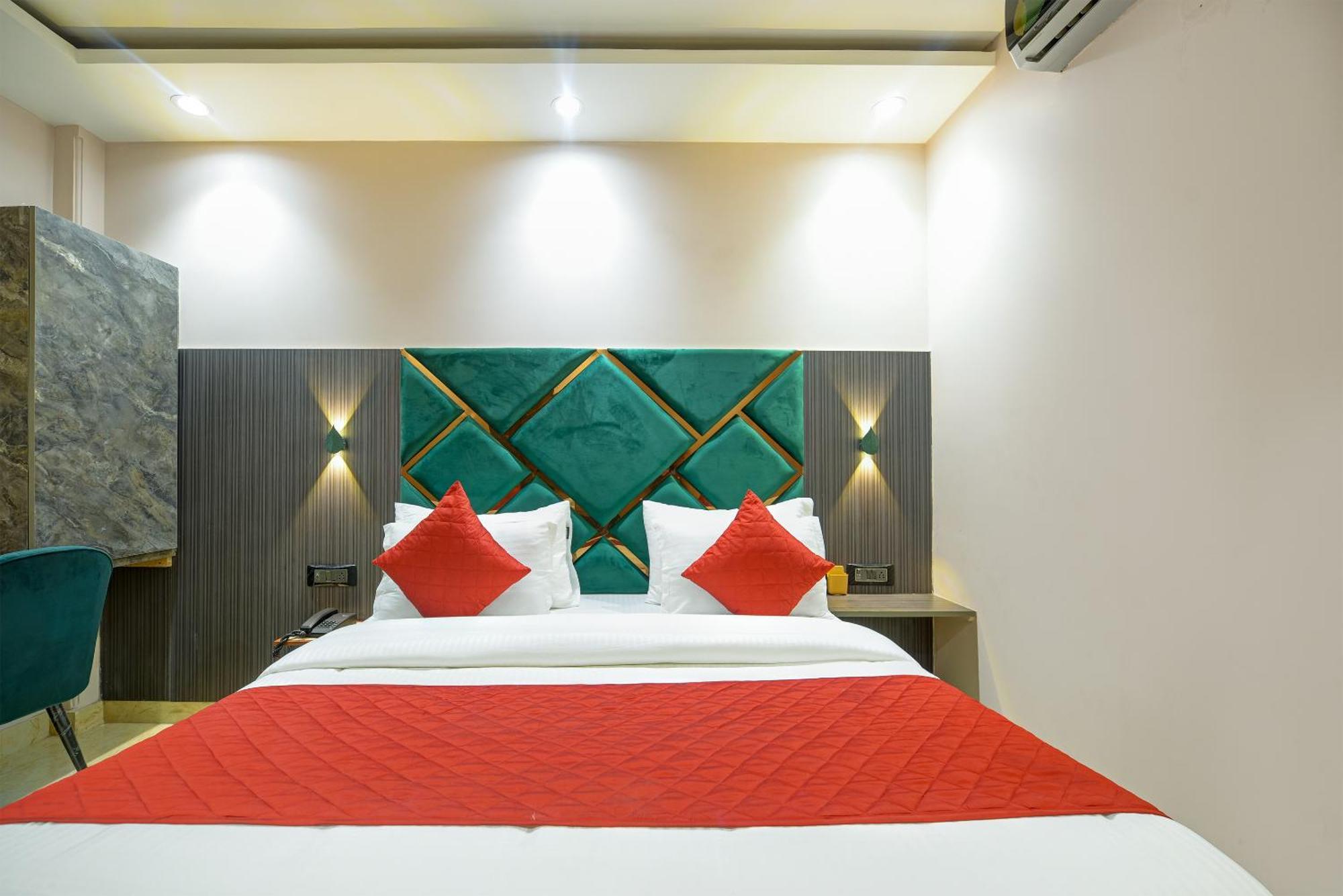 The Pearl Plaza Hotel In City Centre - Near New Delhi Railway Station Dış mekan fotoğraf
