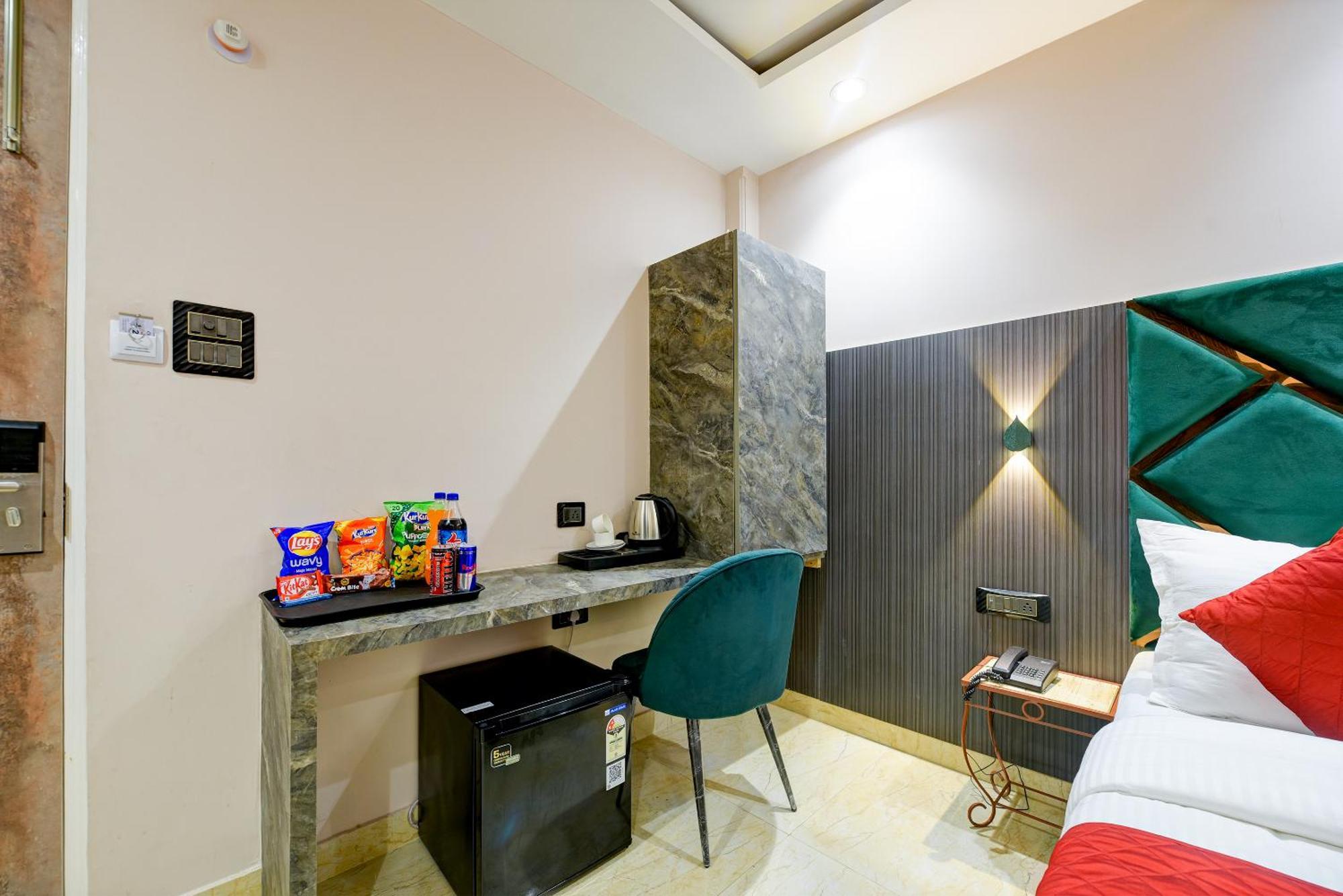 The Pearl Plaza Hotel In City Centre - Near New Delhi Railway Station Dış mekan fotoğraf