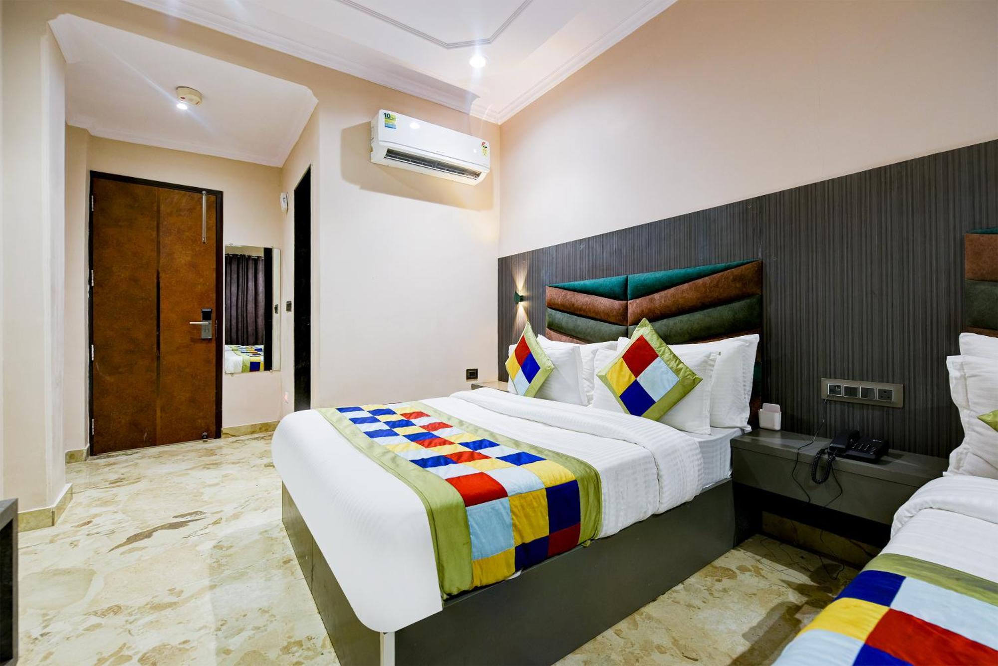 The Pearl Plaza Hotel In City Centre - Near New Delhi Railway Station Dış mekan fotoğraf