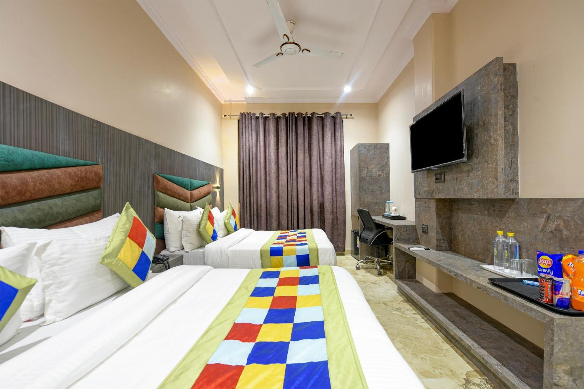 The Pearl Plaza Hotel In City Centre - Near New Delhi Railway Station Dış mekan fotoğraf