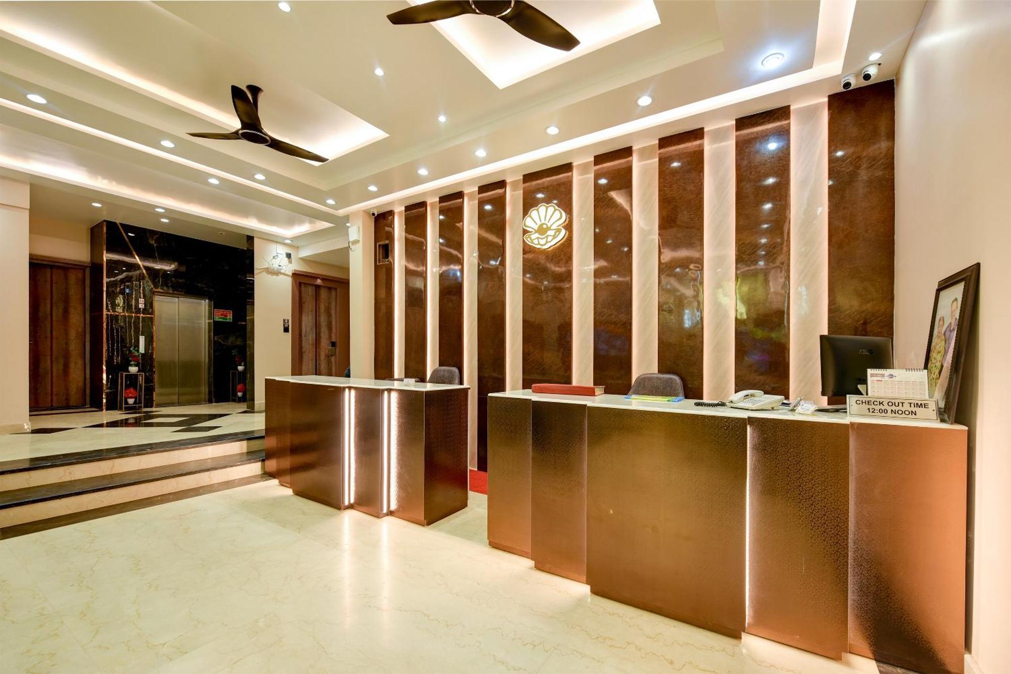 The Pearl Plaza Hotel In City Centre - Near New Delhi Railway Station Dış mekan fotoğraf