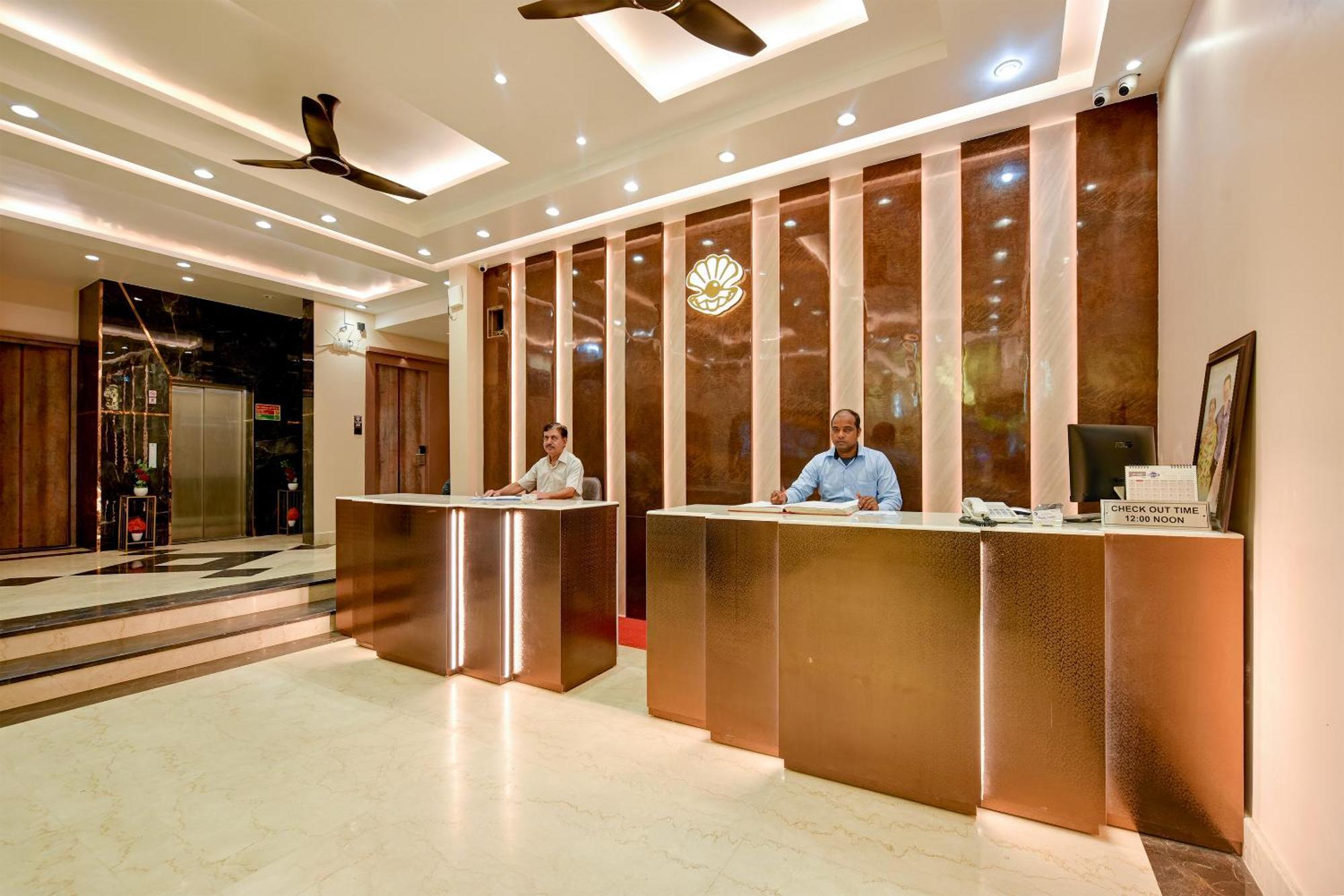 The Pearl Plaza Hotel In City Centre - Near New Delhi Railway Station Dış mekan fotoğraf